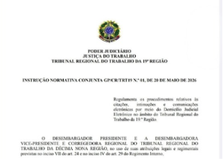 A imagem mostra a capa de uma Instrução Normativa Conjunta do Tribunal Regional do Trabalho da 19ª Região (TRT-19). No topo, aparece o brasão da República Federativa do Brasil, seguido da identificação do Poder Judiciário e da Justiça do Trabalho. Ao centro, destaca-se o título da norma, que regulamenta os procedimentos relativos às citações, intimações e comunicações eletrônicas por meio do Domicílio Judicial Eletrônico no âmbito do TRT-19. 