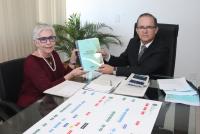 Presidente do TRT/AL entrega Relatório de Transição à futura gestora