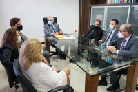 Presidente do TRT-19 recebe visita de cortesia de procuradores do Estado