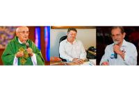 montagem de três fotos individuais de três homens brancos, sendo um vestido de padre com túnica verde, um de camisa branca e outro de camisa azul