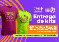 Foto com as camisas da corrida nas cores roxo e amarelo limão.